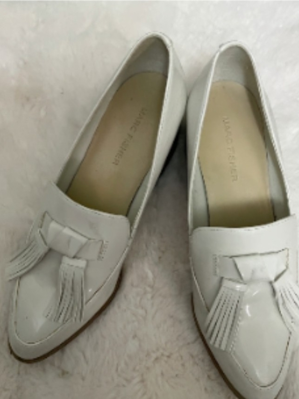 2Marc Fisher White Patent Tassel Loafers Size 9